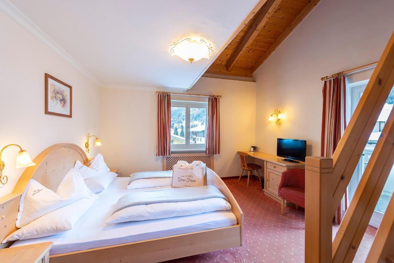 Hotel Gran Fanes กอร์วารา อิน บาเดีย ภายนอก รูปภาพ